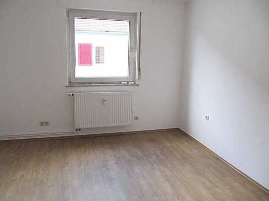 Helle, sanierte 3 Zimmer Maisonette