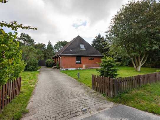 Nordseeinsel Amrum: Traumhaftes Einfamilienhaus in Süddorf.