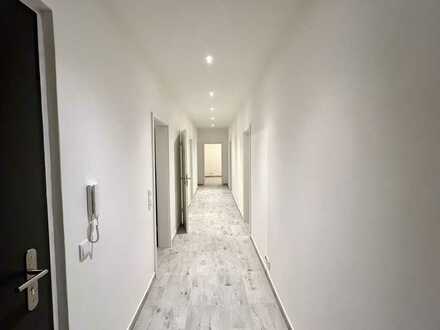 Erstbezug Kernsanierte 4-Zimmer-Wohnung mit Fußbodenheizung im Zentrum Bitterfelds