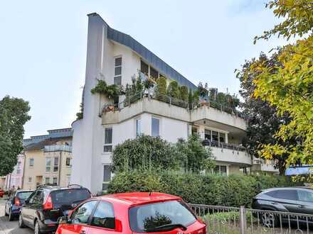 HENNEF BESTE LAGE: Erdgeschoss-Wohnung mit Balkon