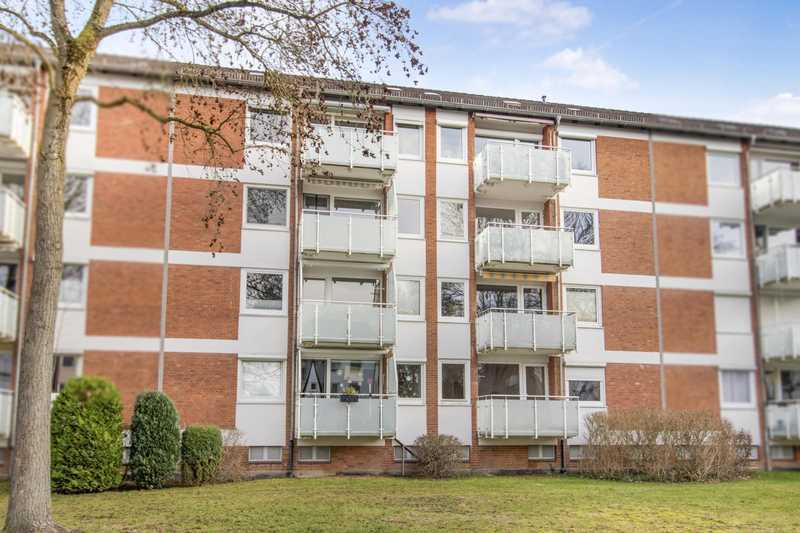 Bremen-Schwachhausen / Sanierungsbedürftige 3-Zimmer-Wohnung mit Balkon und Tageslichtbad