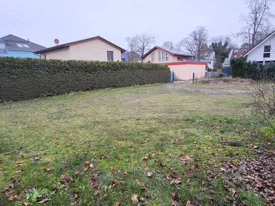 Sehr zentrales bauträgerfreies Baugrundstück im B-Plangebiet Hohen Neuendorf