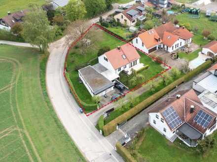 Großes und teilbares Baugrundstück mit Blick ins Grüne in Zillenberg – Gemeinde Ried