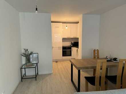 Exklusive 2-Raum-Wohnung mit gehobener Innenausstattung mit EBK in München Neuhausen