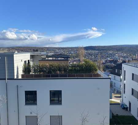 Stilvolle, neuwertige 2-Zimmer-Wohnung mit luxuriöser Innenausstattung mit EBK in Pforzheim