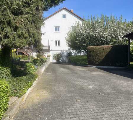 2 Familienhaus mit 140m² Werkstatt im UG