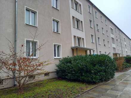 Seniorenfreundliche 2-Raumwohnung mit praktischem Grundriss in ruhiger Lage!