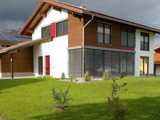 Modernes Einfamilienhaus in ruhiger, sonniger Wohnlage mit Bergblick