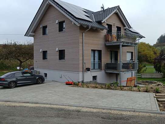 Neubau Wohnung mit großer Terrasse & Top Ausstattung