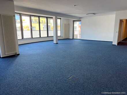 Top gepflegte Büroeinheit im Zentrum von Mechernich, klimatisiert, 196 m² ...