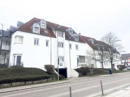 Gepflegte 2-Zi.-Maisonette Whg. mit Balkon und TG-Stellplatz in Unterkirchberg!