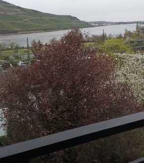 Bingen, 7-Zimmer-Reihenhaus, Höhenlage mit Rheinblick