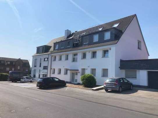 Attraktive 2,5-Zimmer-Maisonette-Wohnung mit Blick ins Grüne