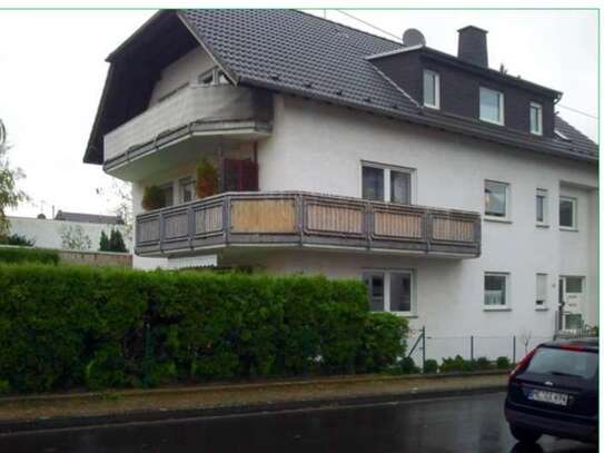 Familienfreundliche 3 Zimmerwohnung inklusive großem Garten