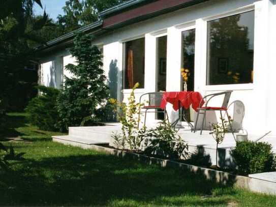 Ein ganzjährig nutzbares Ferienhaus am Schweriner Außensee