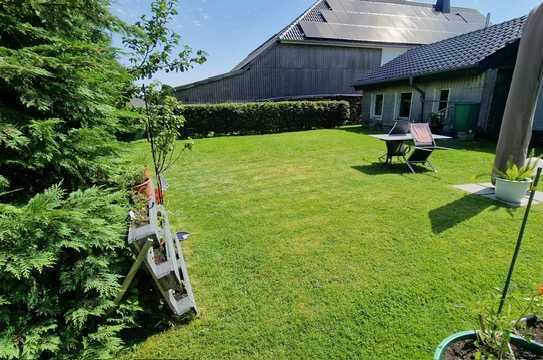 Ihre neue Heimat für Herz und Seele * Modernisiertes und freistehendes Zweifamilienhaus in der Eifel