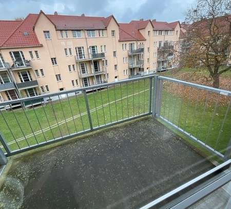 Helle 2 Zimmerwohnung mit Balkon