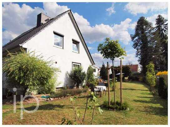 Privat - Lüchow* Hübsches 5-Zimmer-Einfamilienhaus in idyllischem Garten mit altem Baumbestand