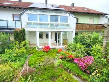 Schwabmünchen/Großzügiges Reihen-Mittelhaus mit herrlichem Blumengarten