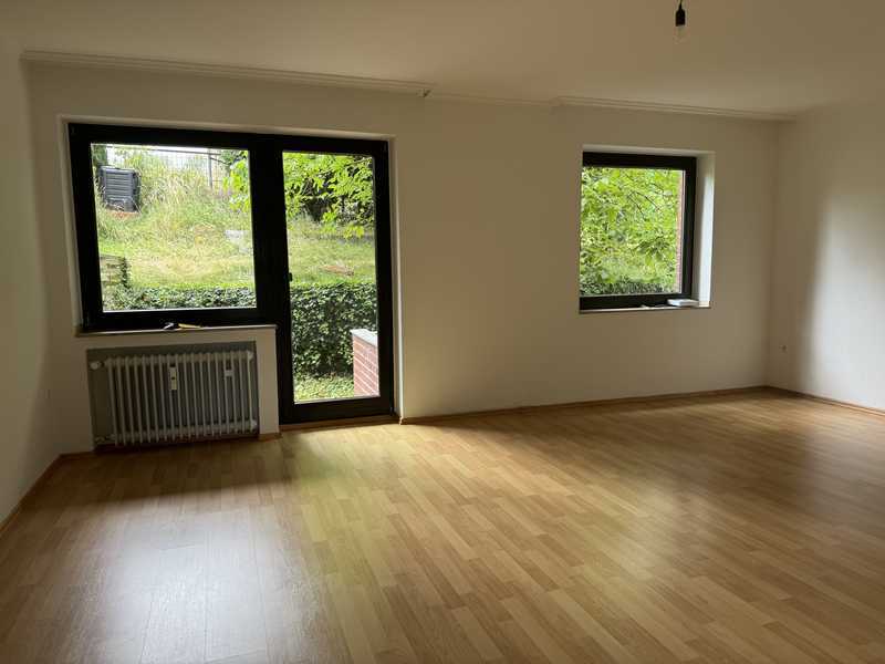                                                               Frisch renovierte 2-Zimmer-Wohnung                                                       in Stolberg (Rheinland) (Aachen)