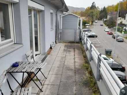 Schöne 2 1/2-Zi-Dachgeschoßwohnung mit Penthousecharakter in zentraler Lage von Pfullingen