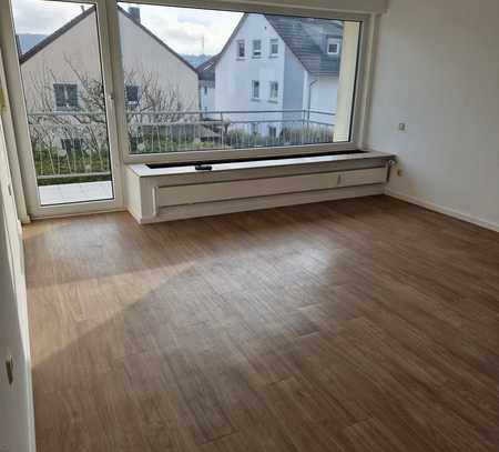 Stilvolle, sanierte 3-Zimmer-Wohnung mit Balkon in Remseck am Neckar