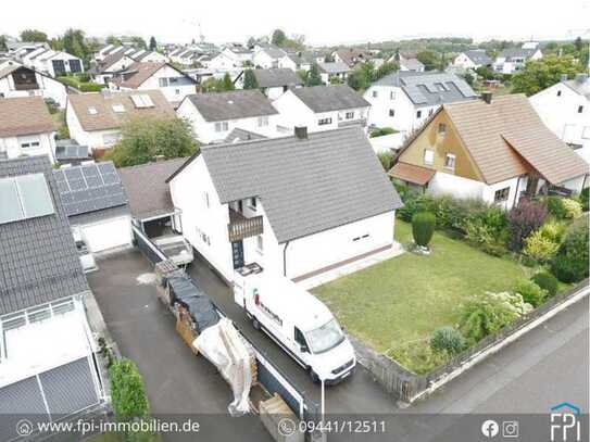 Erstbezug nach Renovierung: Einfamilienhaus mit großzügigem Grundstück in Abensberg