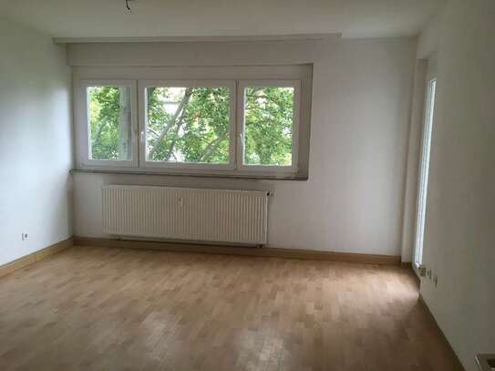 2-Zimmer-Wohnung mit Balkon in Stuttgart-Birkenäcker (befristetes Mietverhältnis)