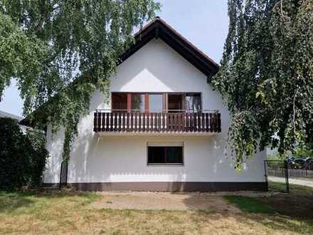 Einfamilienhaus mit 2 Einliegerwohnungen