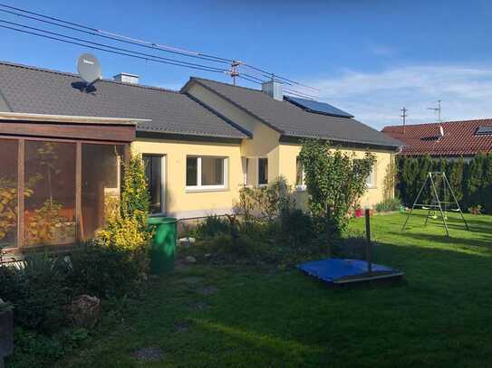 Tolles Haus in Steinheim zu vermieten, renoviert mit viel Platz, Garten, Küche, pflegeleicht