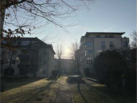Schöne 2-Zimmer-Erdgeschosswohnung mit Terrasse im Wohnpark Reick