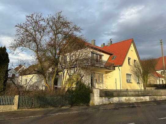 Schnuckeliges kleines Ein-oder Zweifamilienhaus