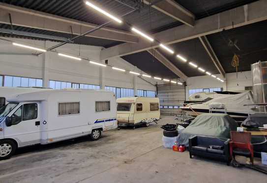 120 m² Lagerfläche in Gewerbehalle / Büros / Parkplätze