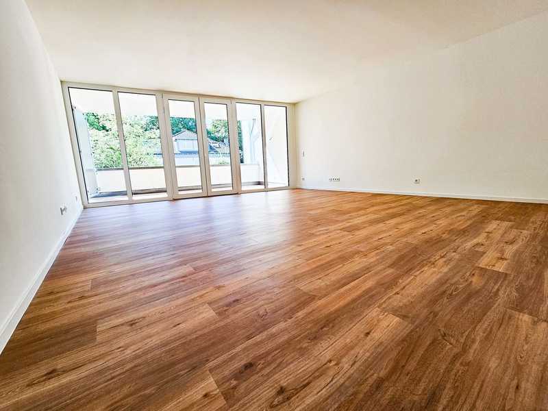 PROVISIONSFREI Attraktive Kapitalanlage: Vermietete 4-Zimmer-Neubauwohnung mit Südbalkon