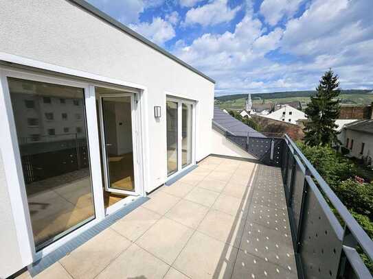 ERSTBEZUG! 4ZKB Neubau-Wohnung mit Dachterrasse und hoher Energieeffizienz (KfW40)