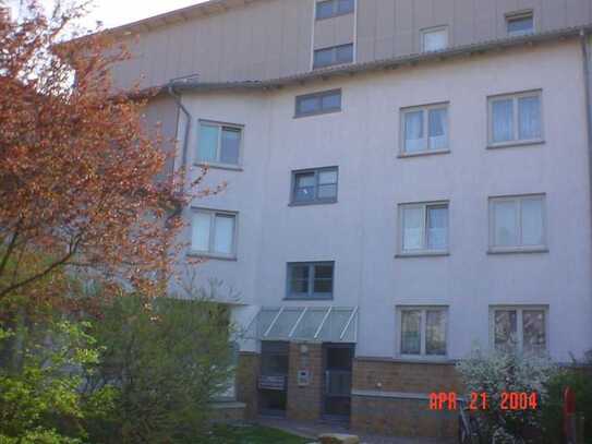 Wohnung/ Haus 3-ZimmerWhg 2. OG rechts