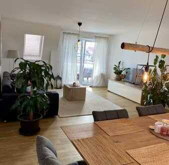 Gehobene 100qm mit Blick über Odenwald & Pfälzer Wald, 3 Zimmer, 2 Bäder, 2 Balkone