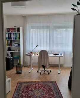 Schöne 1-Zimmer-Wohnung mit EBK in Mannheim direkt am Rhein/Waldpark
