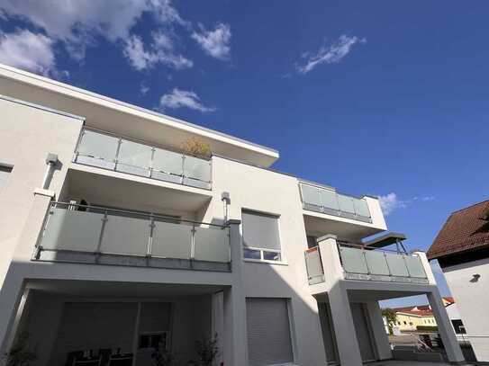 Penthouse Wohnung mit Eleganter Wohnküche und großer Dachterrasse