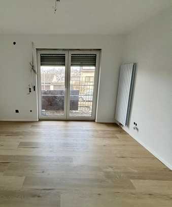 Erstbezug nach Sanierung: ansprechende 1-Zimmer-Wohnung mit EBK und Balkon in Emmendingen