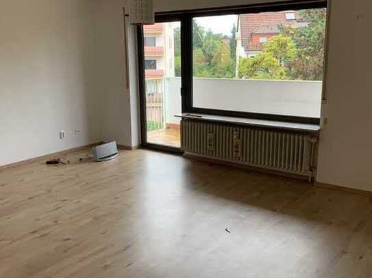 Erstbezug mit Balkon: Stilvolle 2-Zimmer-Wohnung mit gehobener Innenausstattung in Schwetzingen