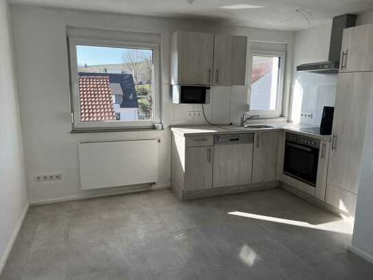 Stilvolle und sonnige 2.5-Zimmer-Wohnung mit Einbauküche in Walheim