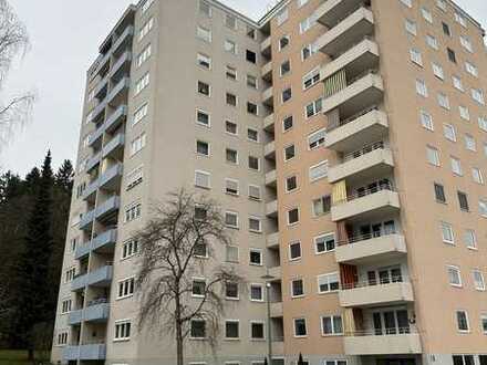 Schöne und gepflegte 3,5-Zimmer-Wohnung mit Balkon in Nagold