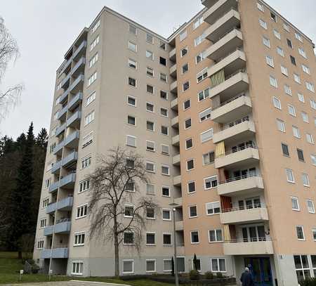 Schöne und gepflegte 3,5-Zimmer-Wohnung mit Balkon in Nagold