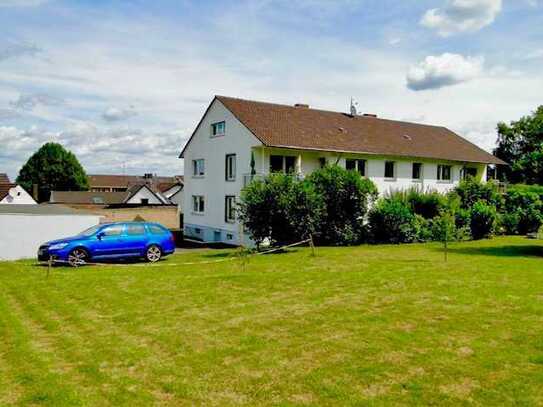 BONN - HARDTBERG - WUNDERSCHÖNE 4-ZIMMER + GARAGE + PKW STELPLATZ UND GARTEN