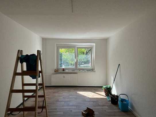 Für Sie in Sanierung! Süßes Apartment mit großer Wohnküche