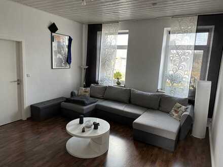 **Sehr schöne 2-Zimmer-Wohnung in Aachen (Grenznähe NL) mit Garage**