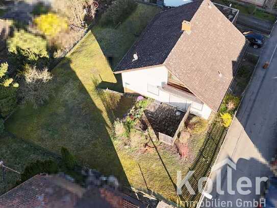 TOP-Immobilie ideal für die Familie: Einfamilienhaus mit ELW und Doppel-Garage
