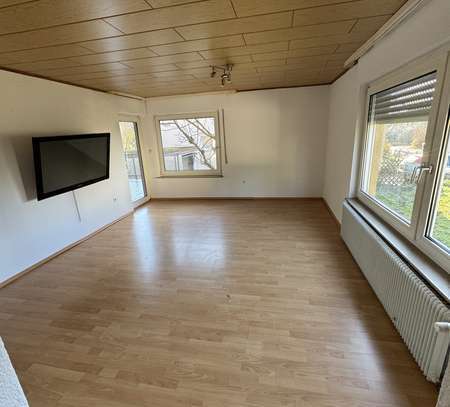 Modernisierte 4-Raum-Wohnung mit Terrasse in Spraitbach