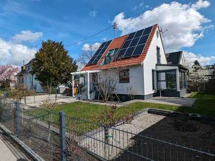 Schnuckliges offenes 2.Pers. Einfamilienhaus mit Wintergarten, PV Anlage und Wärmepumpe